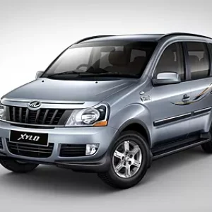 Mahindra-Xylo_cab_service_kashmir_charzan_holidays