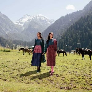 Pahalgam_photoshoot_charzan_holidays