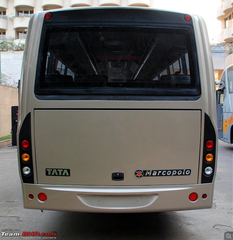 Mini_bus_service_kashmir_charzan_holidays