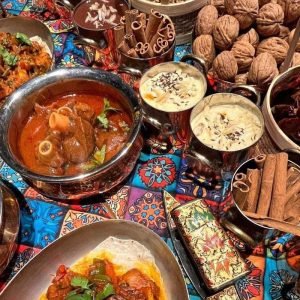 Top-10-Kashmiri-Dishes_charzan_holidays