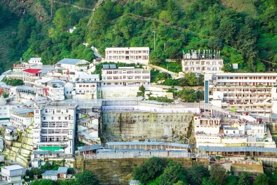 Magical Vaishno Devi with Patnitop – Land Only