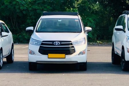 Kashmir Taxi Service : Your Journey, Our Commitment to Comfort