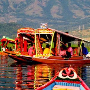 shikara-rides_charzan_holidays