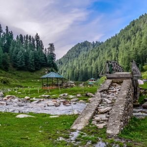 Jai Valley kashmir charzan holidays