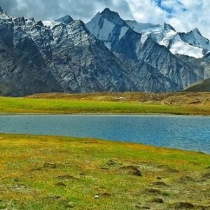 STAT-TSO-LAKE-LANG-TSO-LAKE_charzan_holidays