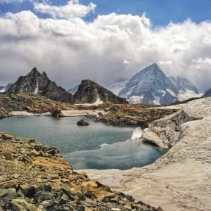 barafsar-lake-trek-in-kashmir_charzan_holidays