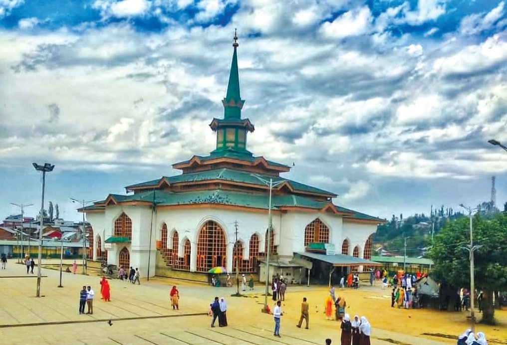 Charar e Sharief Shrine