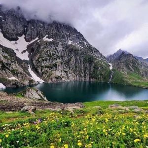 gadsar-lake-sonmarg_charzan_holidays