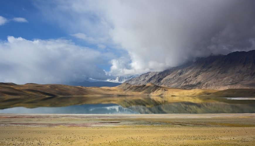 Kyagar Tso Lake: The Shimmering Oasis of Ladakh