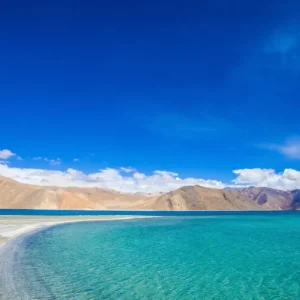 pangong-lake-ladakh_charzan_holidays