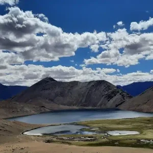 yaye-tso-lake_charzan_holidays