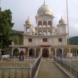 gurudwara_chatti-patshahi_charzan_holidays