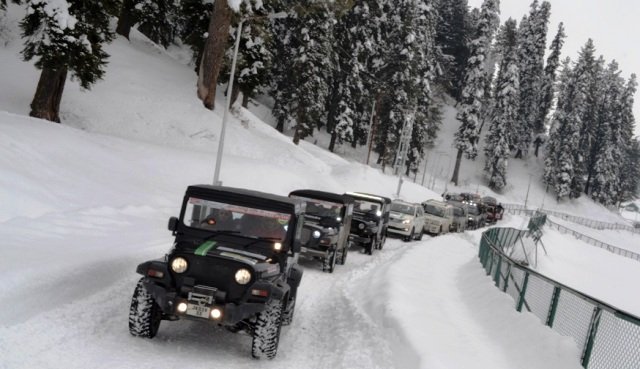 Snow festival gulmarg charzan holidays