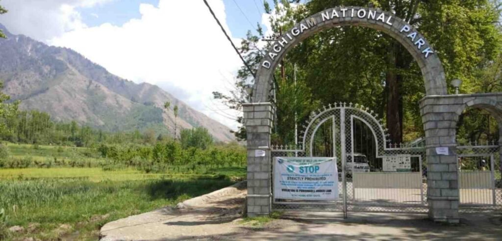 National Parks in Jammu and Kashmir charzan holidays