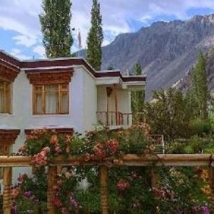 Nubra Valley Hotels charzan holidays