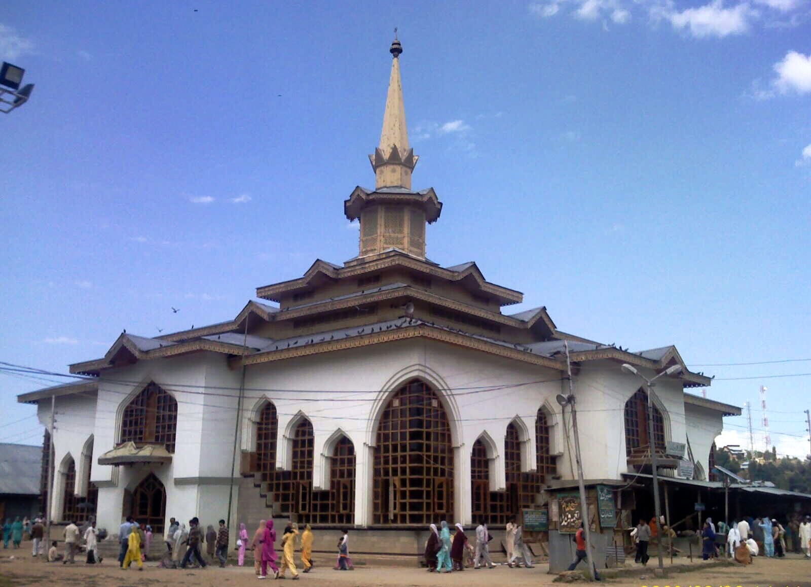 Religious Places in Kashmir charzan holidays 1